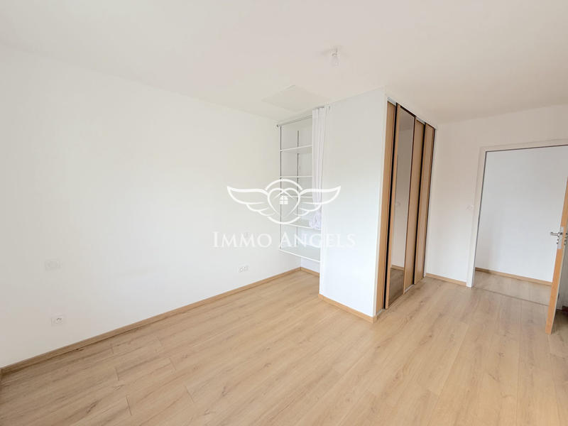 Maison traditionnelle - 79 m² - 4 pièces