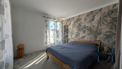 Maison - 235 m² - 7 pièces