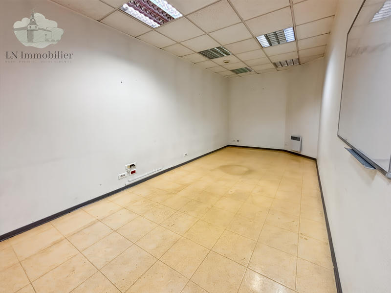 Local commercial - 177 m²