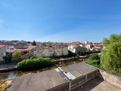 Appartement - 68 m² - 4 pièces