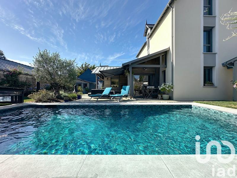 Maison - 192 m² - 7 pièces