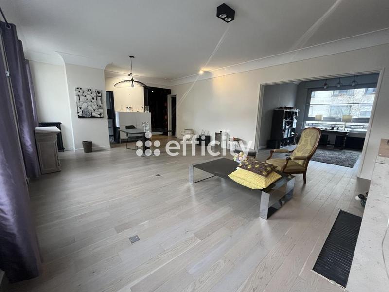Appartement - 108 m² - 5 pièces