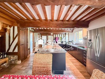 Maison - 213 m² - 12 pièces