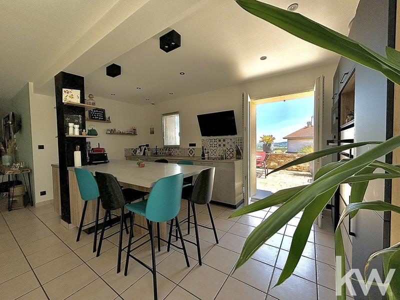 Grange - 152 m² - 5 pièces