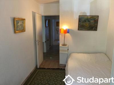 Chambre - 11 m² - 1 pièce