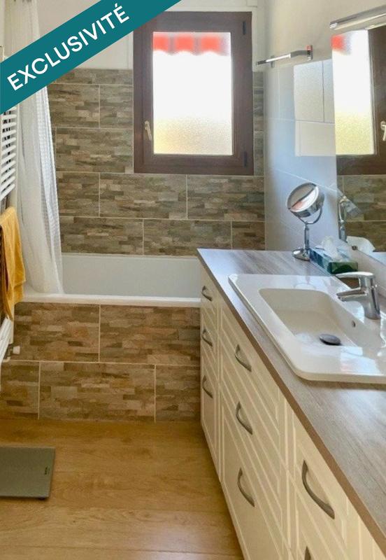 Appartement - 153 m² - 6 pièces