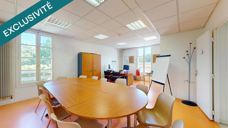 Bureau - 631 m² - 20 pièces