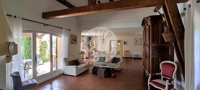 Maison - 160 m² - 5 pièces