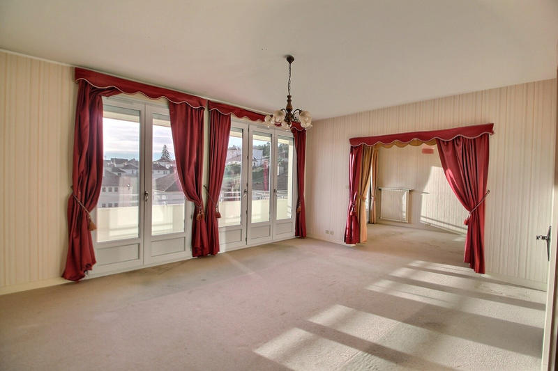 Appartement - 85 m² - 3 pièces