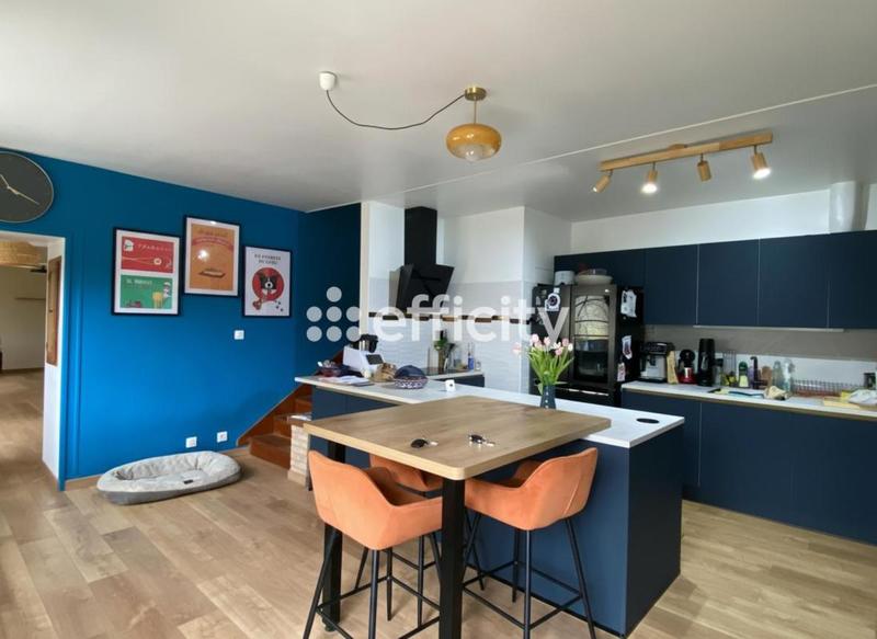 Maison - 161 m² - 6 pièces