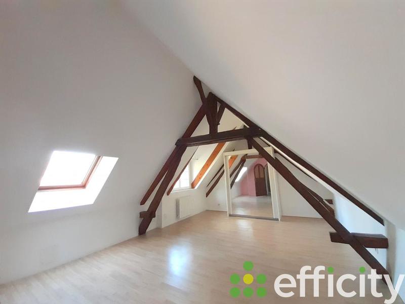 Maison - 170 m² - 8 pièces