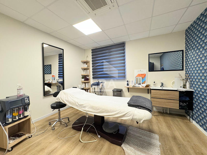 Fonds de commerce - 1 m²