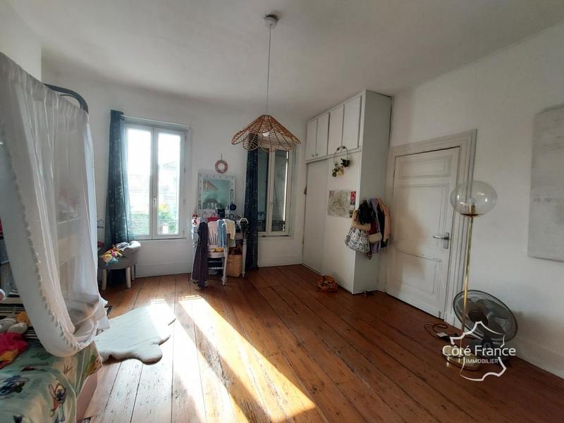 Maison en pierre - 220 m² - 8 pièces