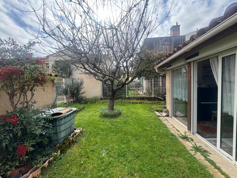 Maison - 93 m² - 5 pièces