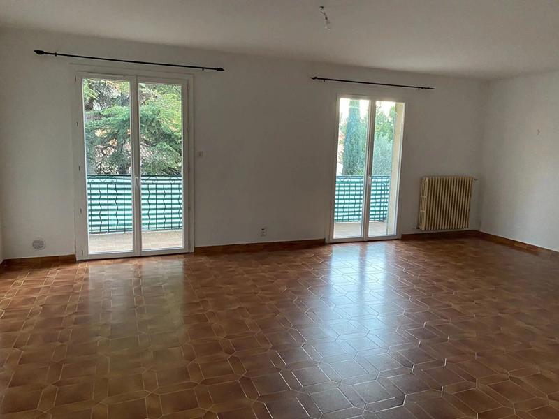 Appartement - 94 m² - 4 pièces