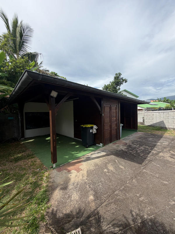 Maison - 200 m² - 6 pièces