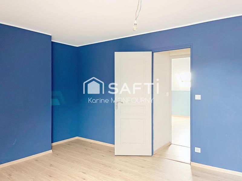 Maison - 330 m² - 8 pièces