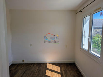 Maison - 90 m² - 3 pièces