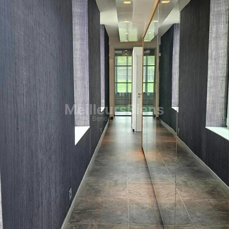 Château - 800 m² - 15 pièces