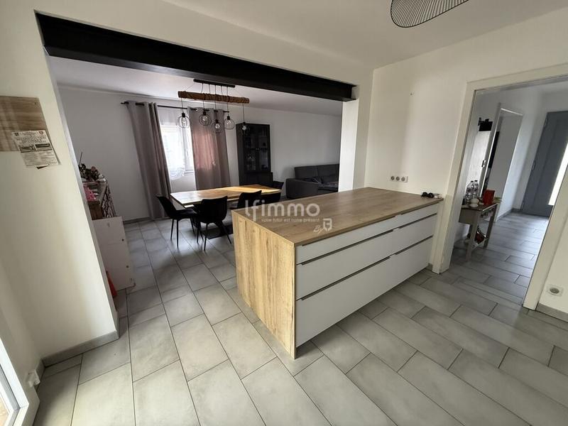 Maison - 106 m² - 5 pièces
