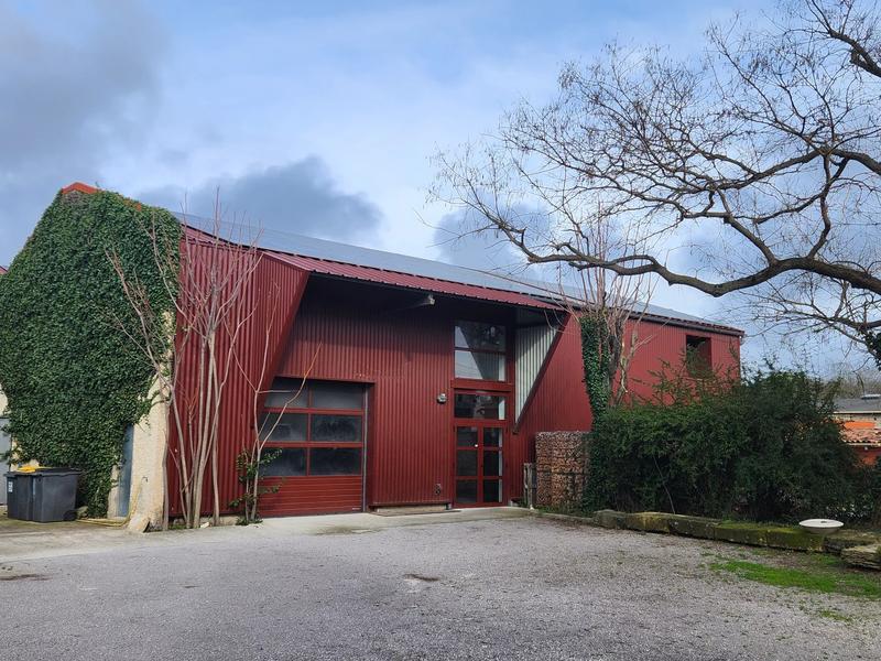 Local commercial - 380 m² - 8 pièces