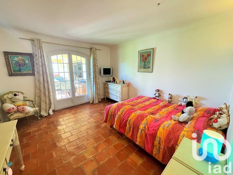 Maison - 200 m² - 5 pièces