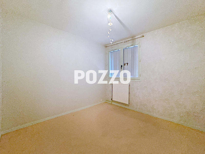Appartement - 80 m² - 4 pièces