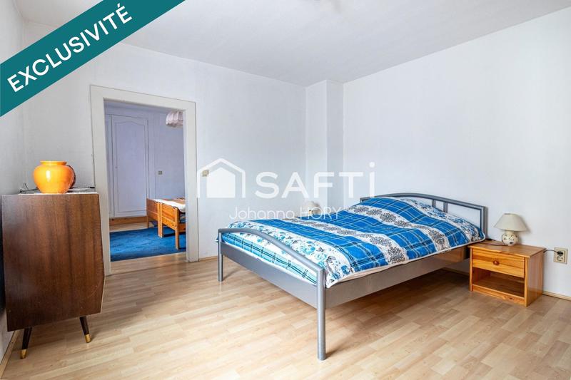 Maison - 220 m² - 11 pièces