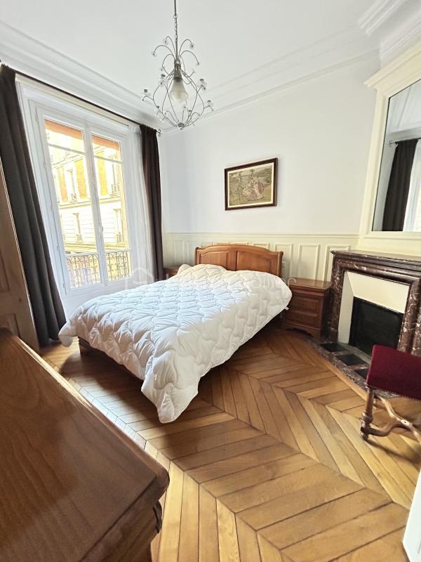 Appartement - 85 m² - 4 pièces