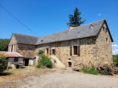 Corps de ferme - 100 m² - 5 pièces