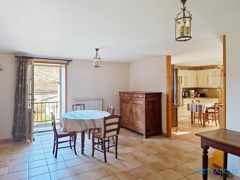 Maison - 194 m² - 7 pièces