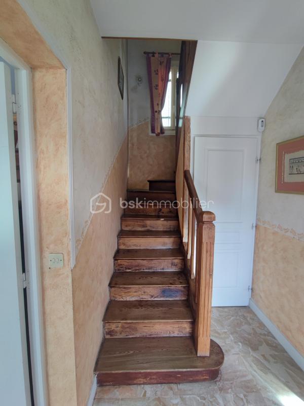 Maison - 96 m² - 5 pièces