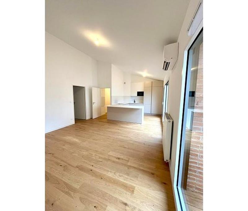 Appartement - 96 m² - 4 pièces