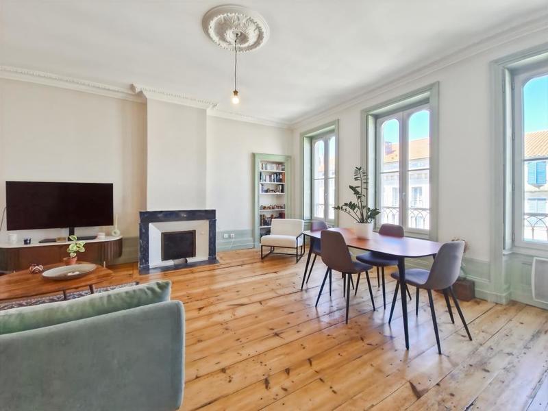 Appartement - 72 m² - 3 pièces