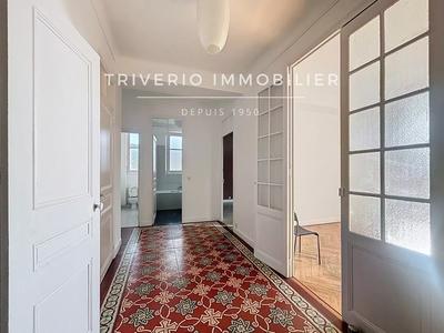 Appartement - 100 m² - 4 pièces