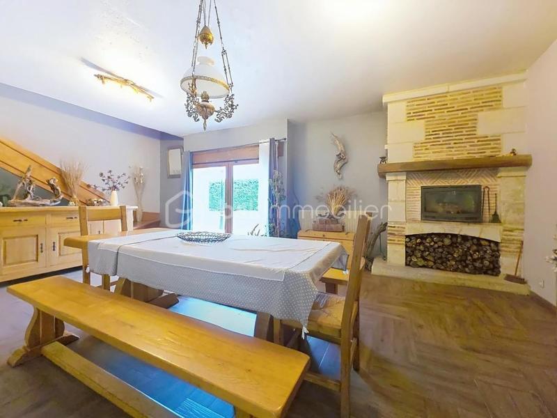 Propriété - 350 m² - 10 pièces