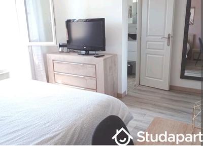 Chambre - 16 m² - 1 pièce