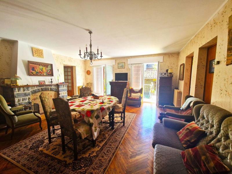 Maison - 157 m² - 5 pièces