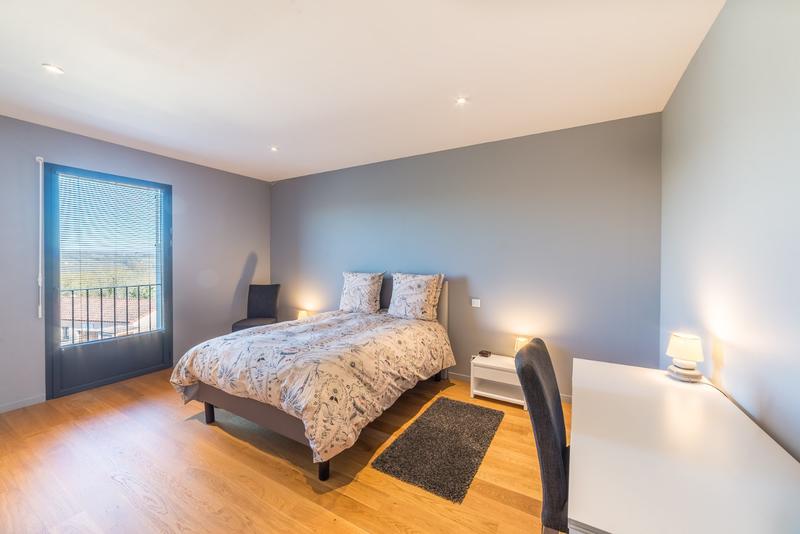 Maison d'architecte - 220 m² - 7 pièces