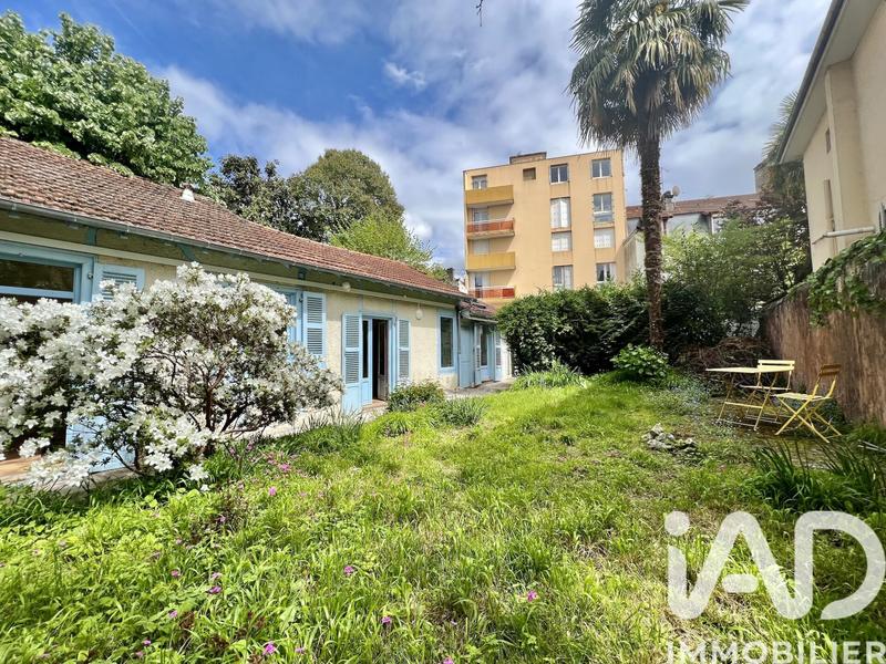 Studio - 24 m² - 1 pièce