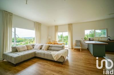 Maison - 121 m² - 5 pièces