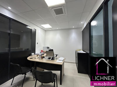 Local commercial - 60 m² - 2 pièces