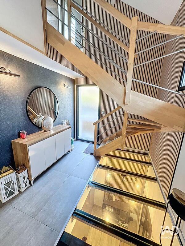 Maison - 150 m² - 6 pièces