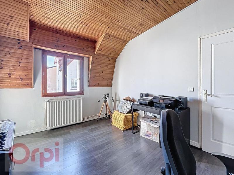 Pavillon - 90 m² - 5 pièces