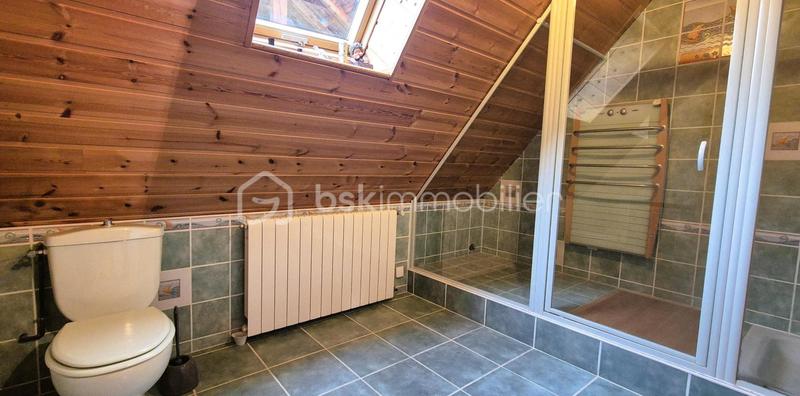 Corps de ferme - 180 m² - 6 pièces