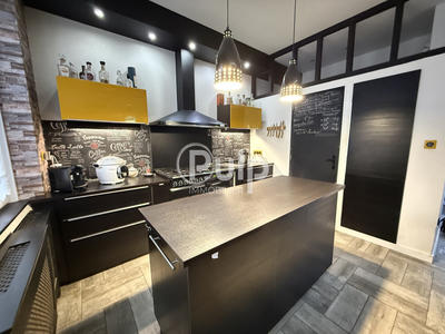 Maison - 150 m² - 6 pièces