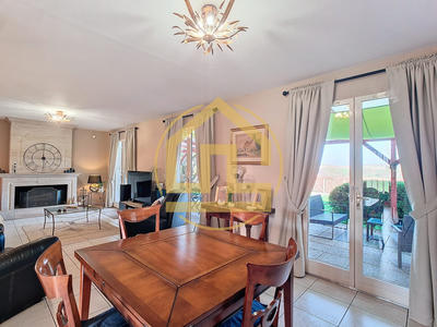 Maison - 115 m² - 6 pièces