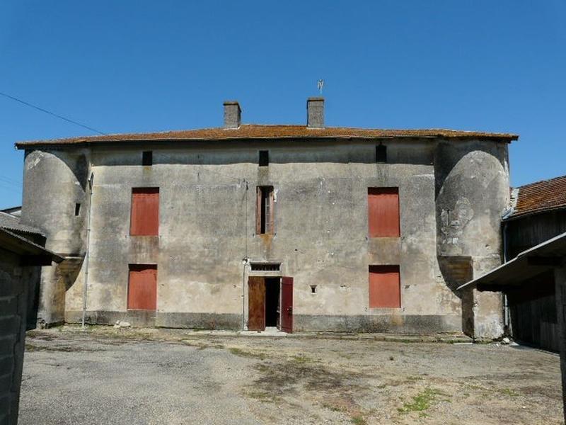 Château - 150 m² - 12 pièces
