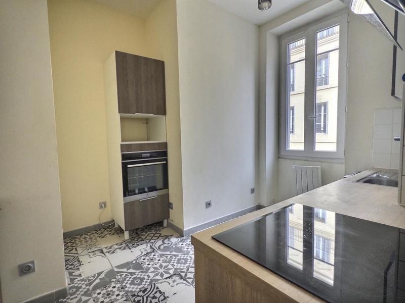 Appartement - 75 m² - 3 pièces