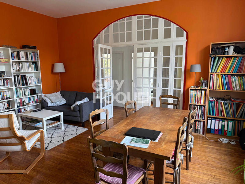 Appartement - 84 m² - 3 pièces